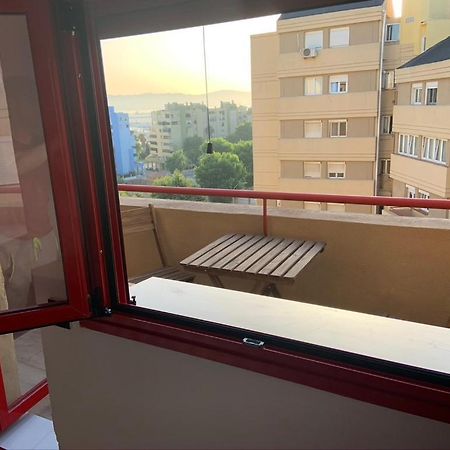 Room In A Shared Apartment Touching The Border :) La Línea de la Concepción Buitenkant foto