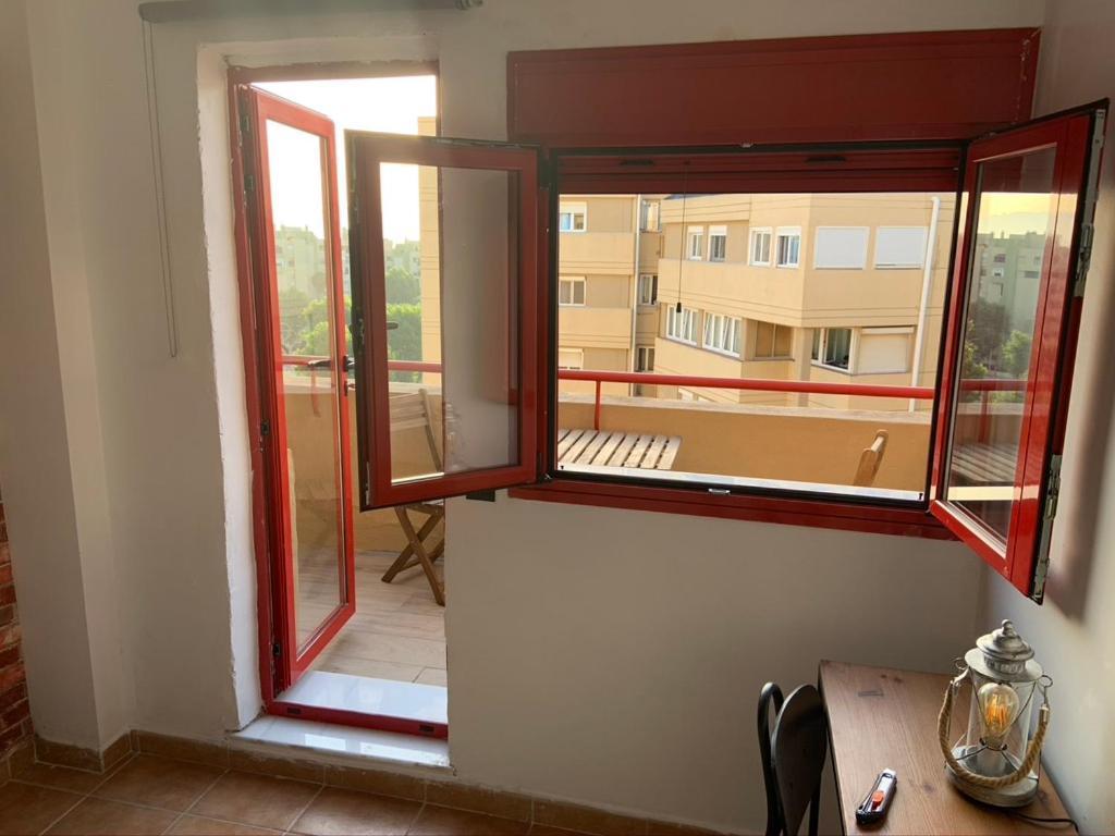 Room In A Shared Apartment Touching The Border :) La Línea de la Concepción Buitenkant foto